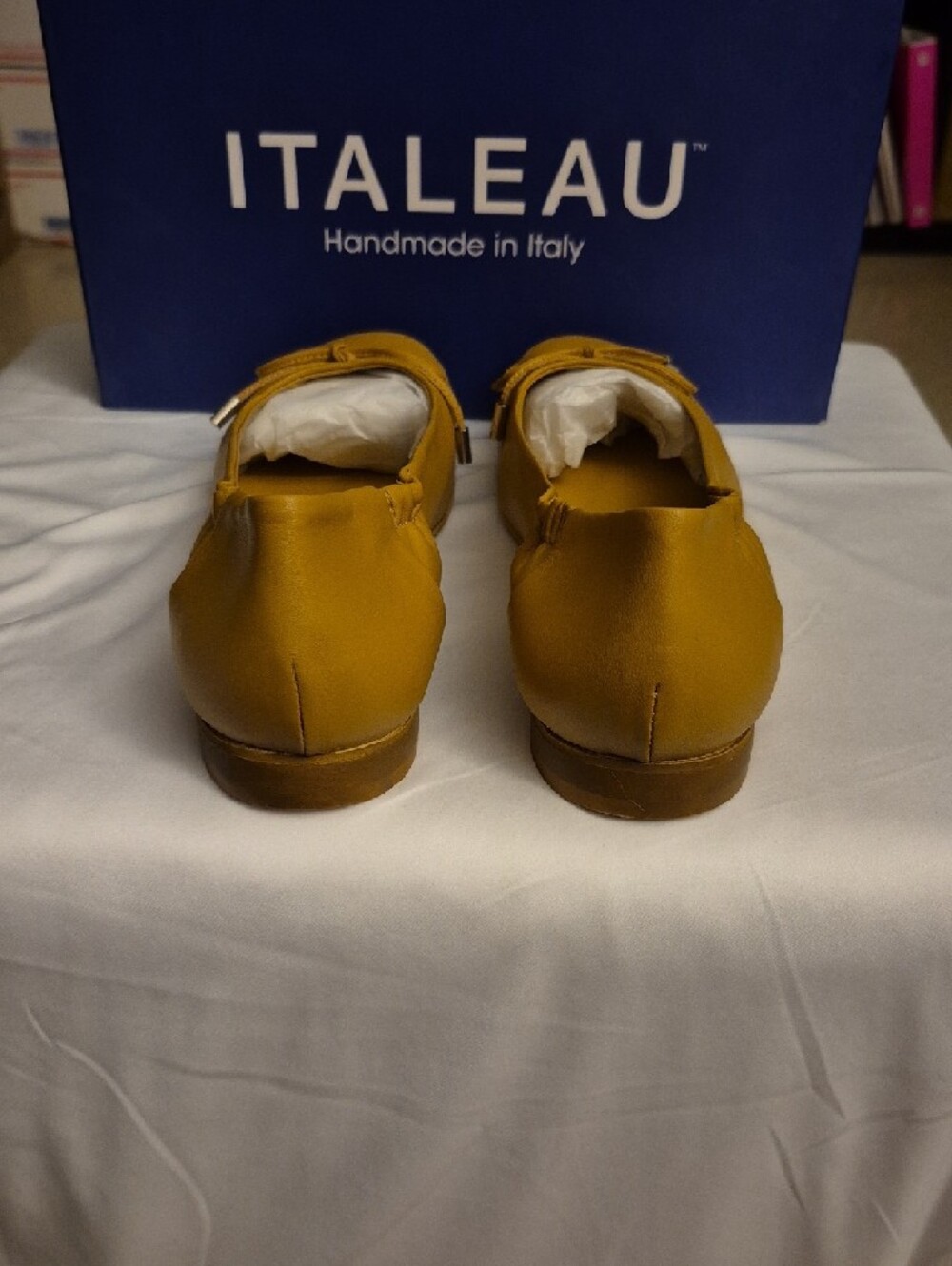 ITALEAU Women's Mustard Leather Ballet Flats - Picture 5 of 9